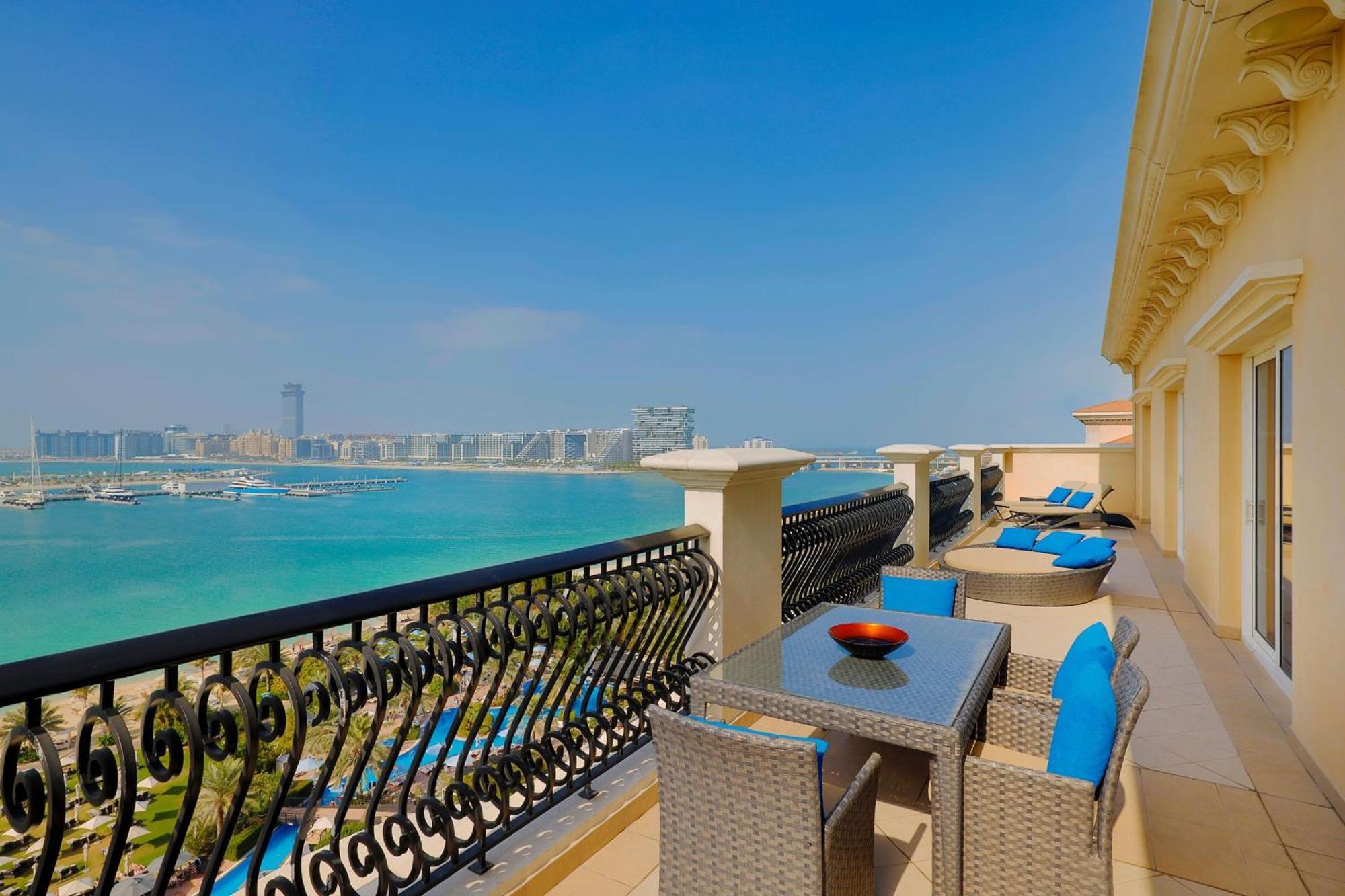 The Westin Dubai Mina Seyahi Beach Resort And Waterpark Екстериор снимка View from the hotel