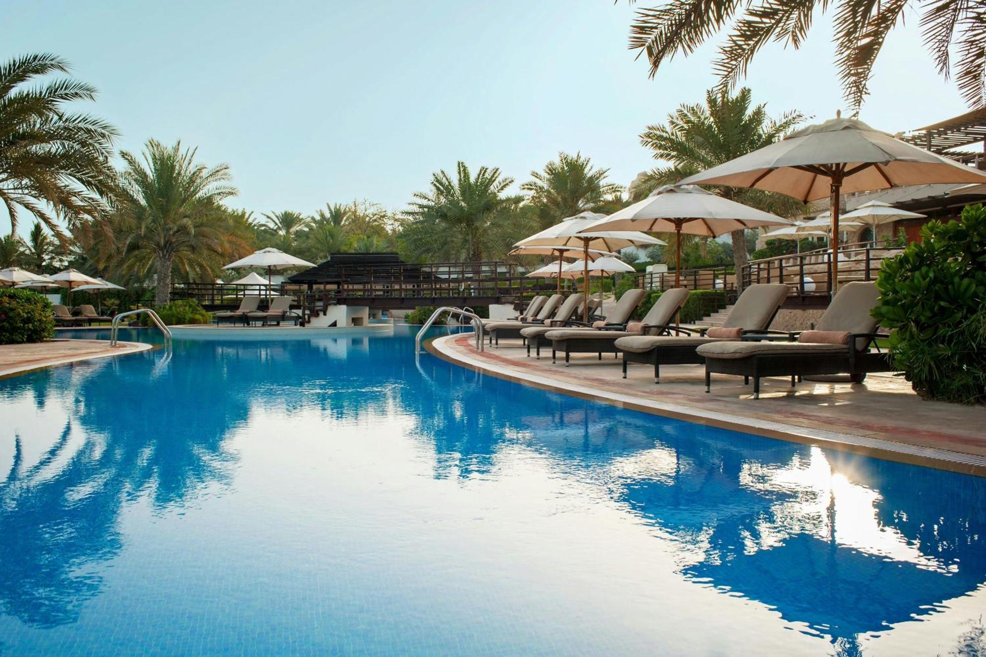 The Westin Dubai Mina Seyahi Beach Resort And Waterpark Екстериор снимка